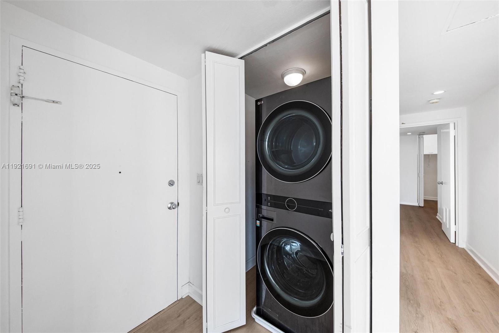 9100 W Bay Harbor Dr # 5A