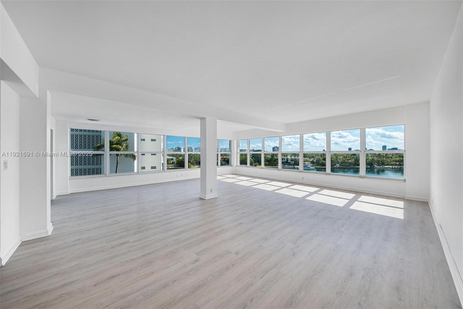 9100 W Bay Harbor Dr # 5A