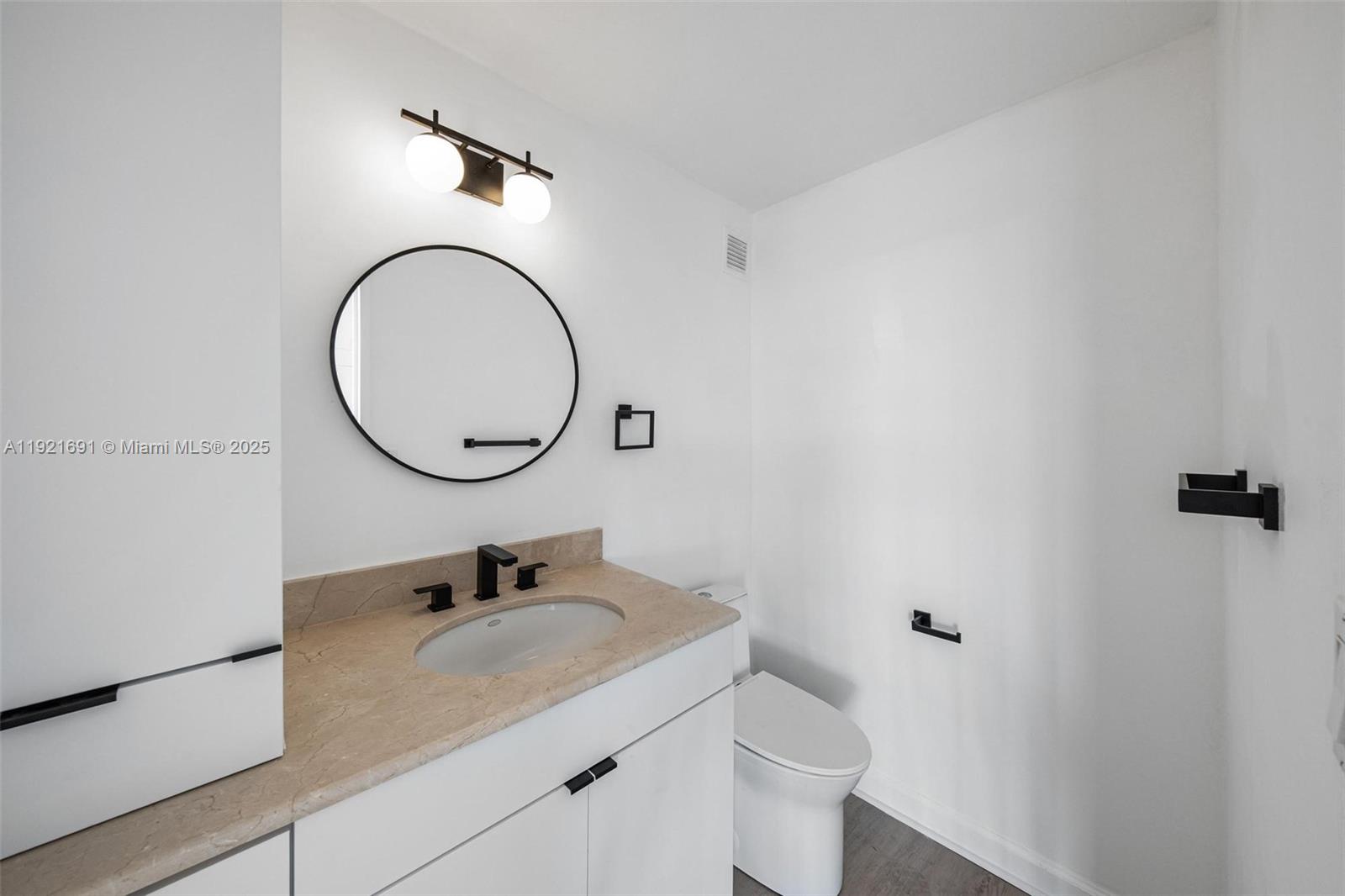 9100 W Bay Harbor Dr # 5A