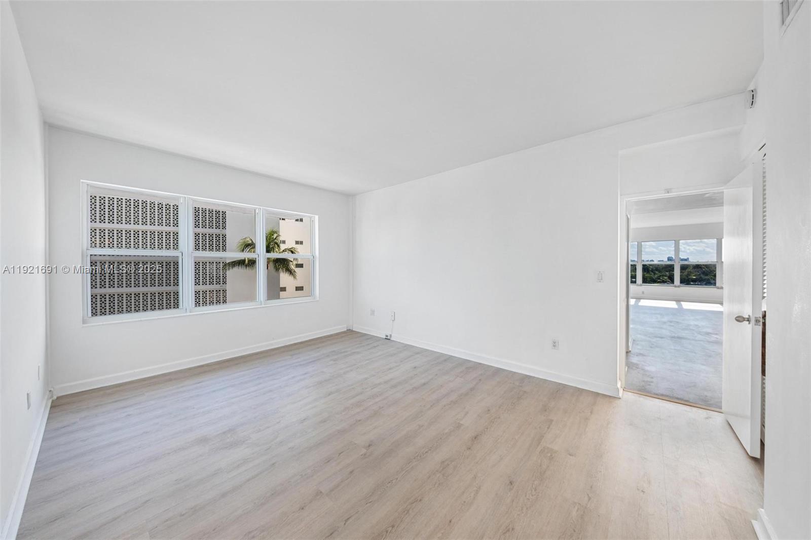 9100 W Bay Harbor Dr # 5A