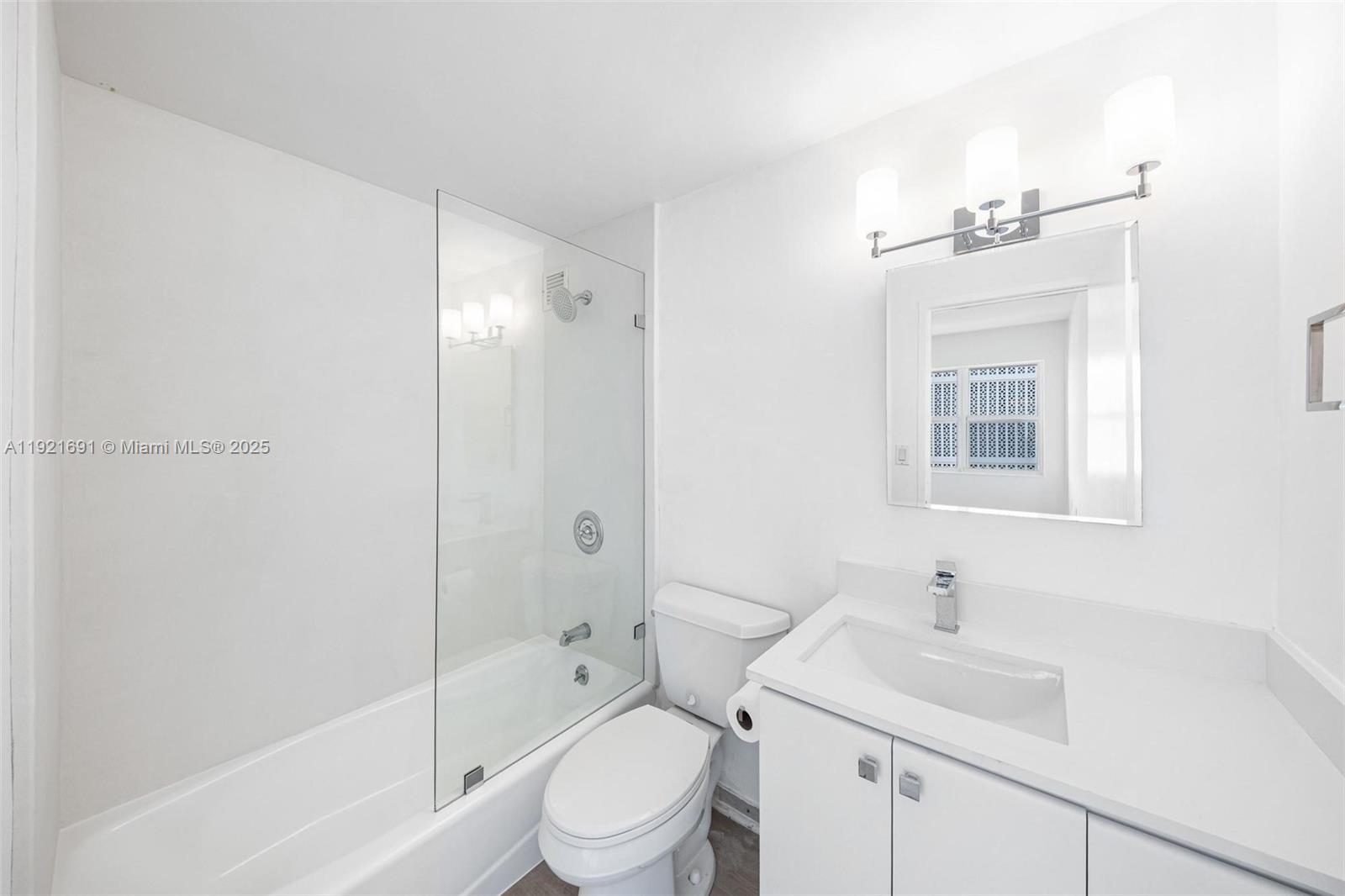 9100 W Bay Harbor Dr # 5A