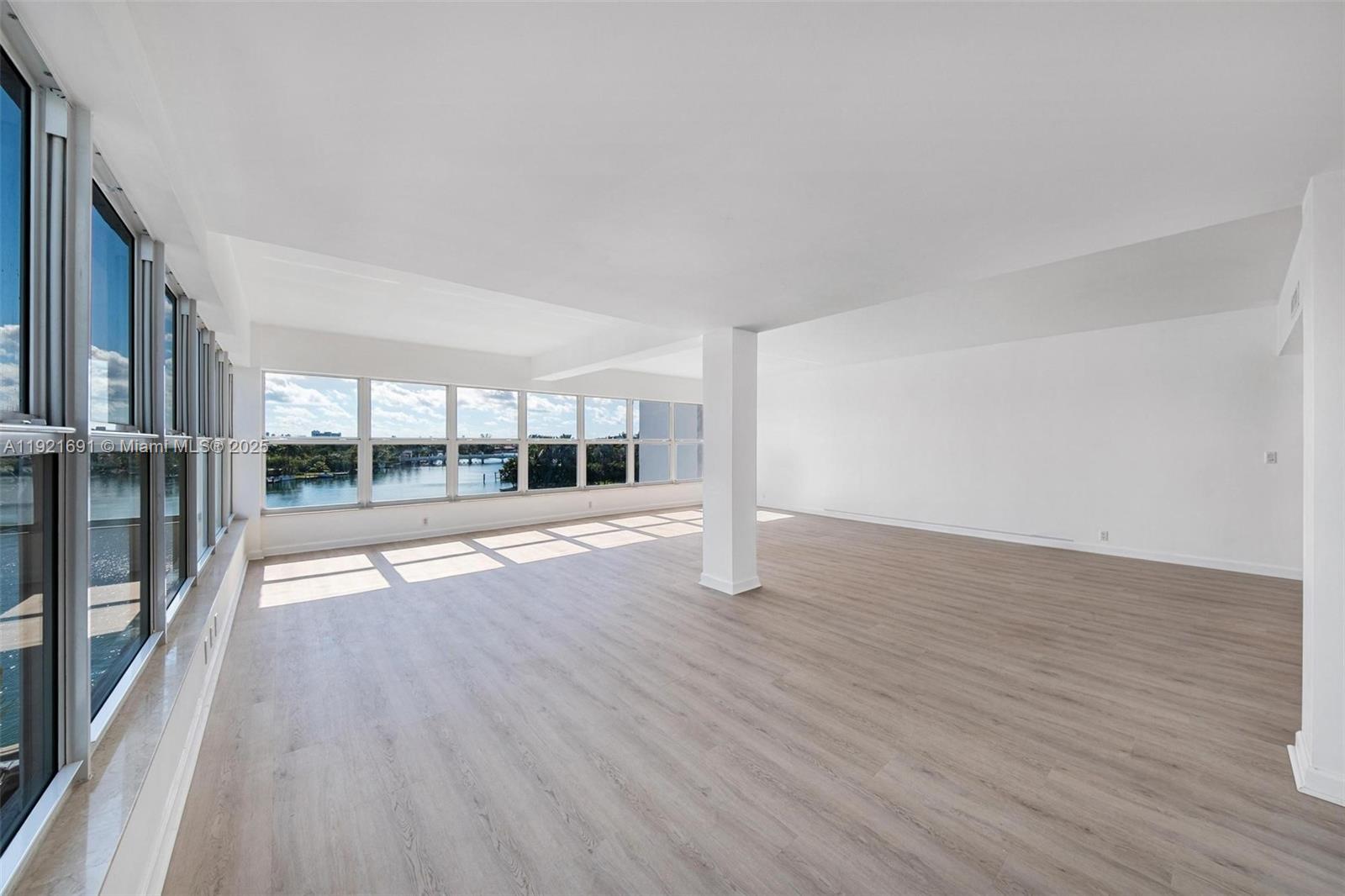 9100 W Bay Harbor Dr # 5A