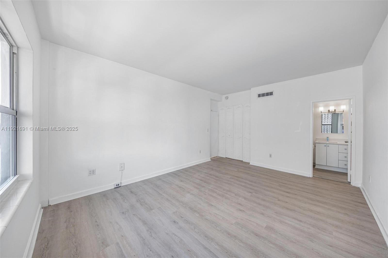 9100 W Bay Harbor Dr # 5A