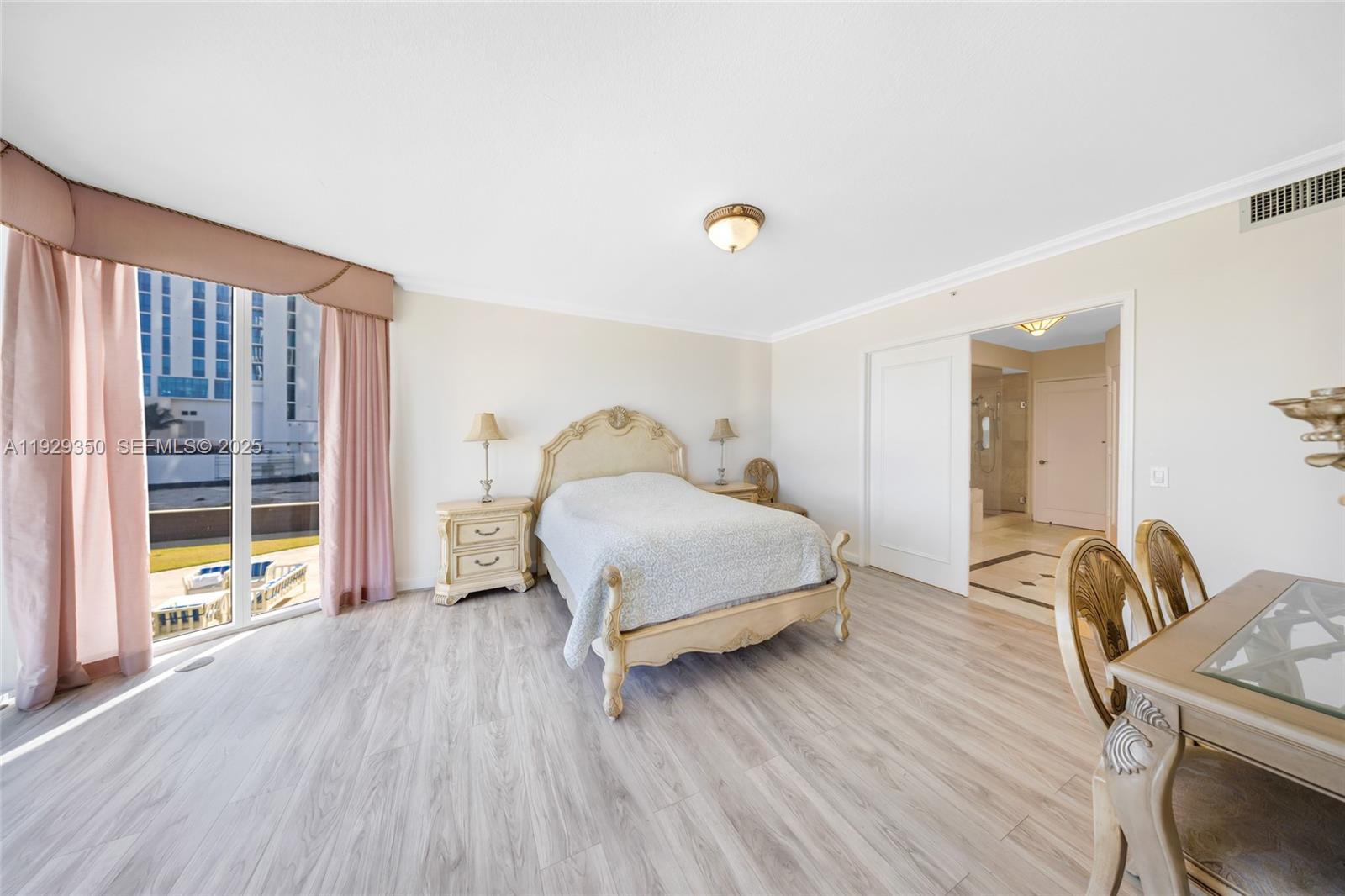 17555 Collins Ave # 303