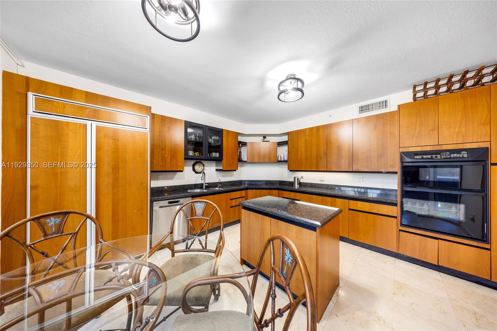 17555 Collins Ave # 303