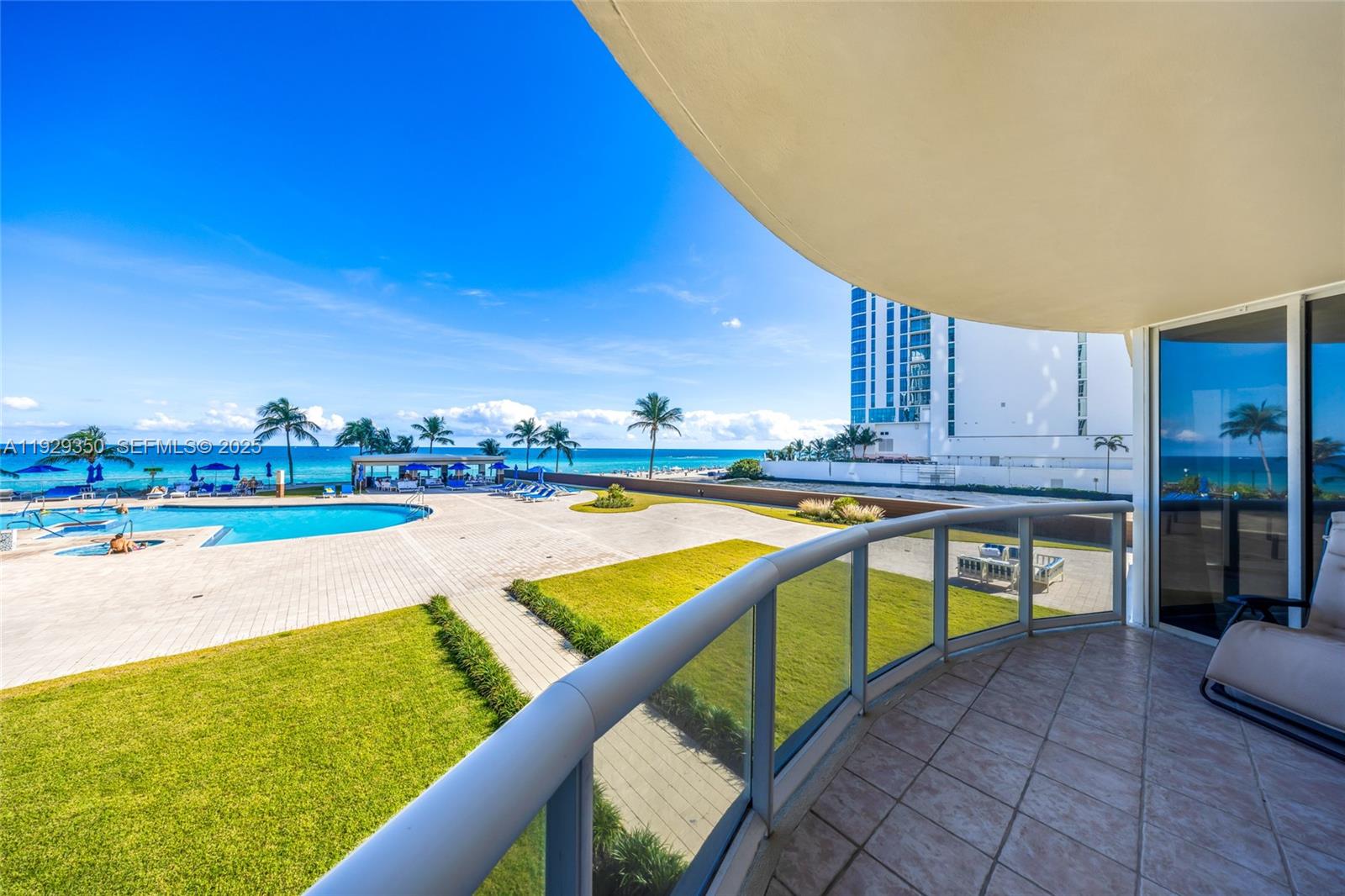 17555 Collins Ave # 303