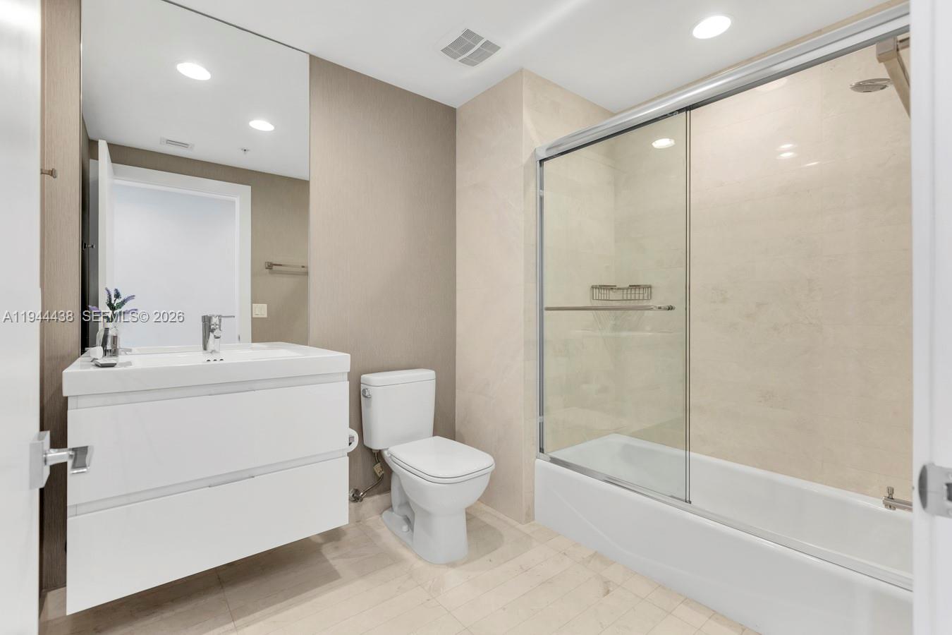 17301 Biscayne Blvd # 1106