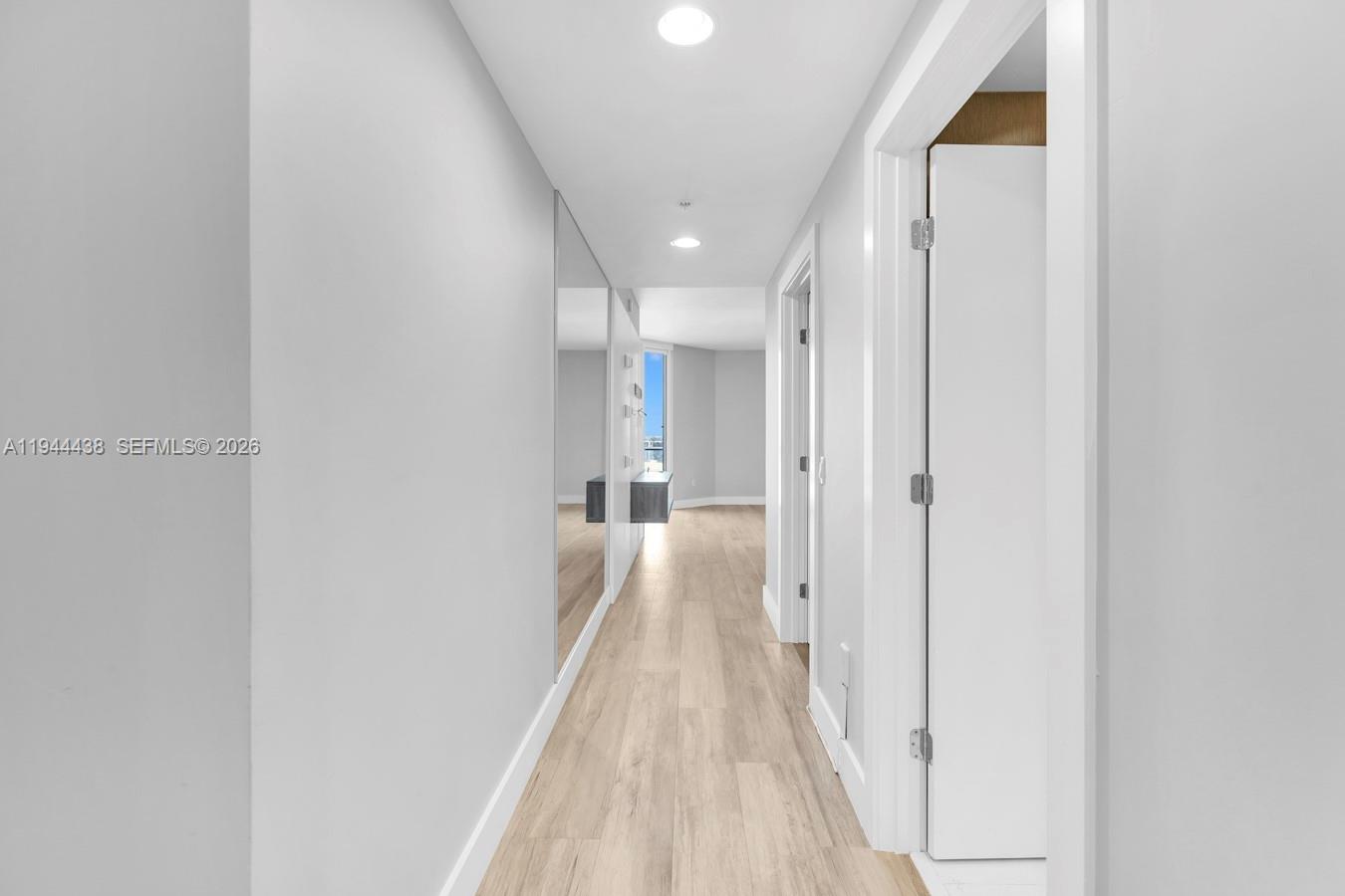 17301 Biscayne Blvd # 1106