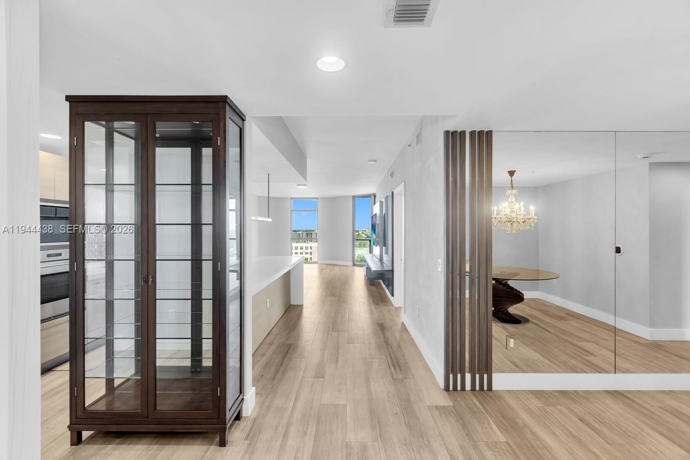 17301 Biscayne Blvd # 1106
