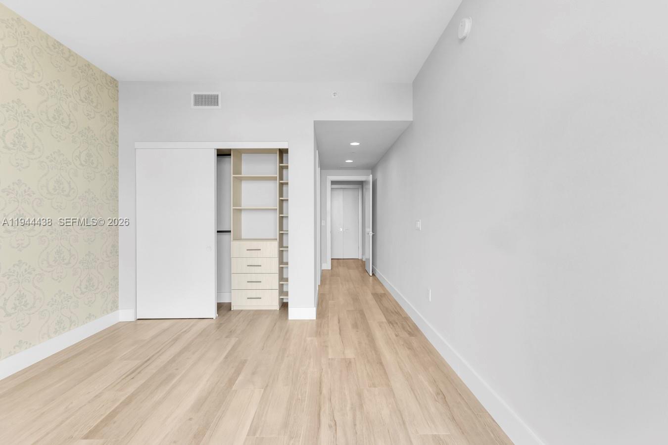 17301 Biscayne Blvd # 1106