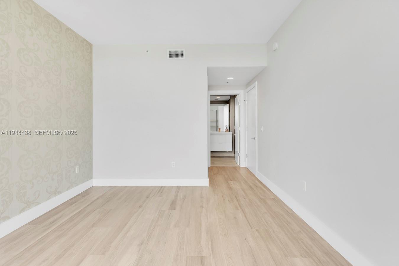 17301 Biscayne Blvd # 1106