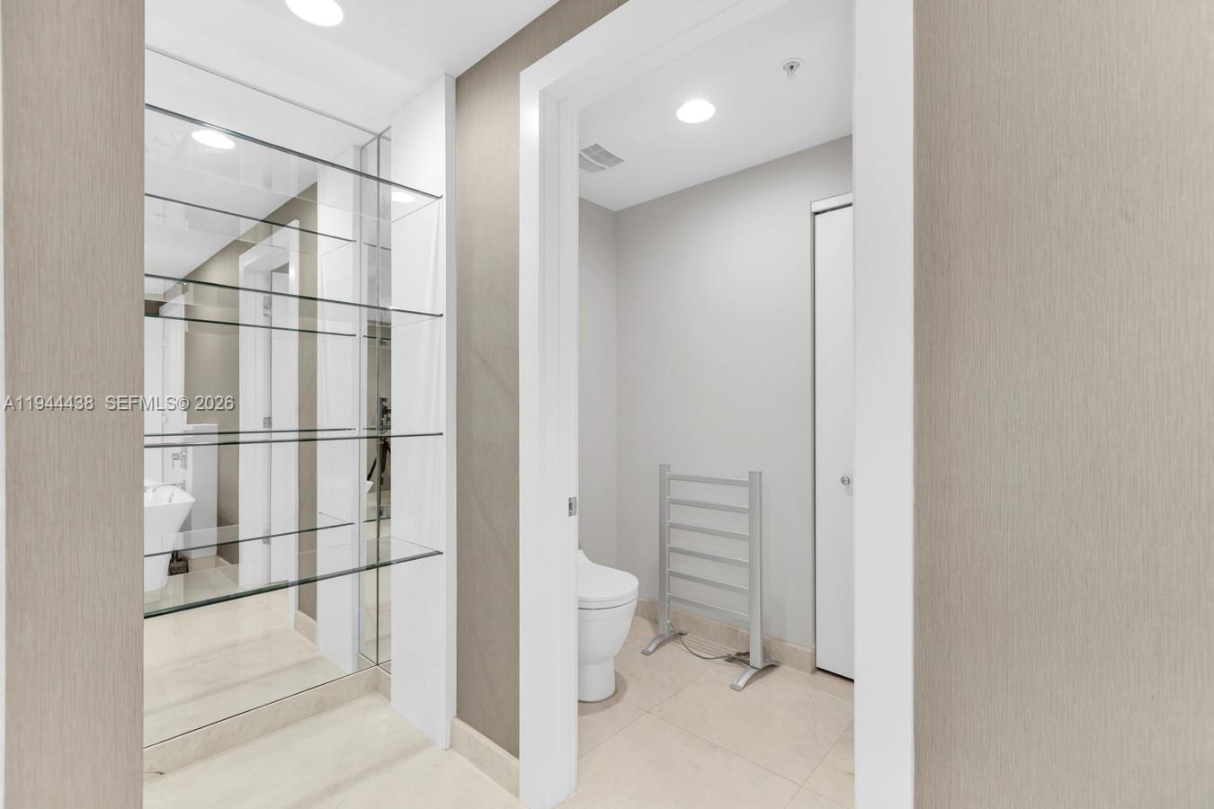 17301 Biscayne Blvd # 1106