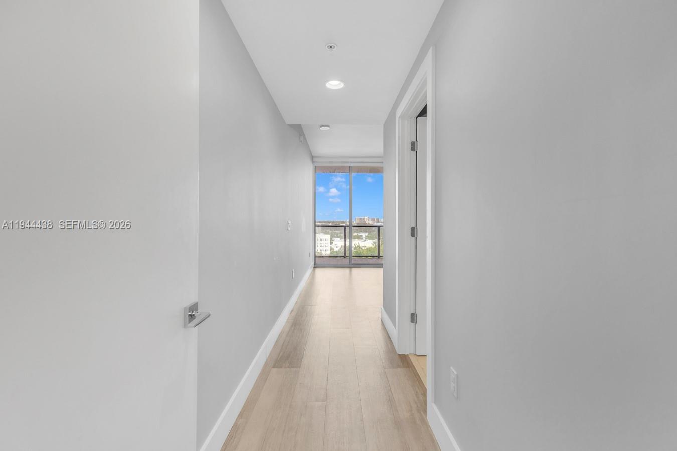 17301 Biscayne Blvd # 1106
