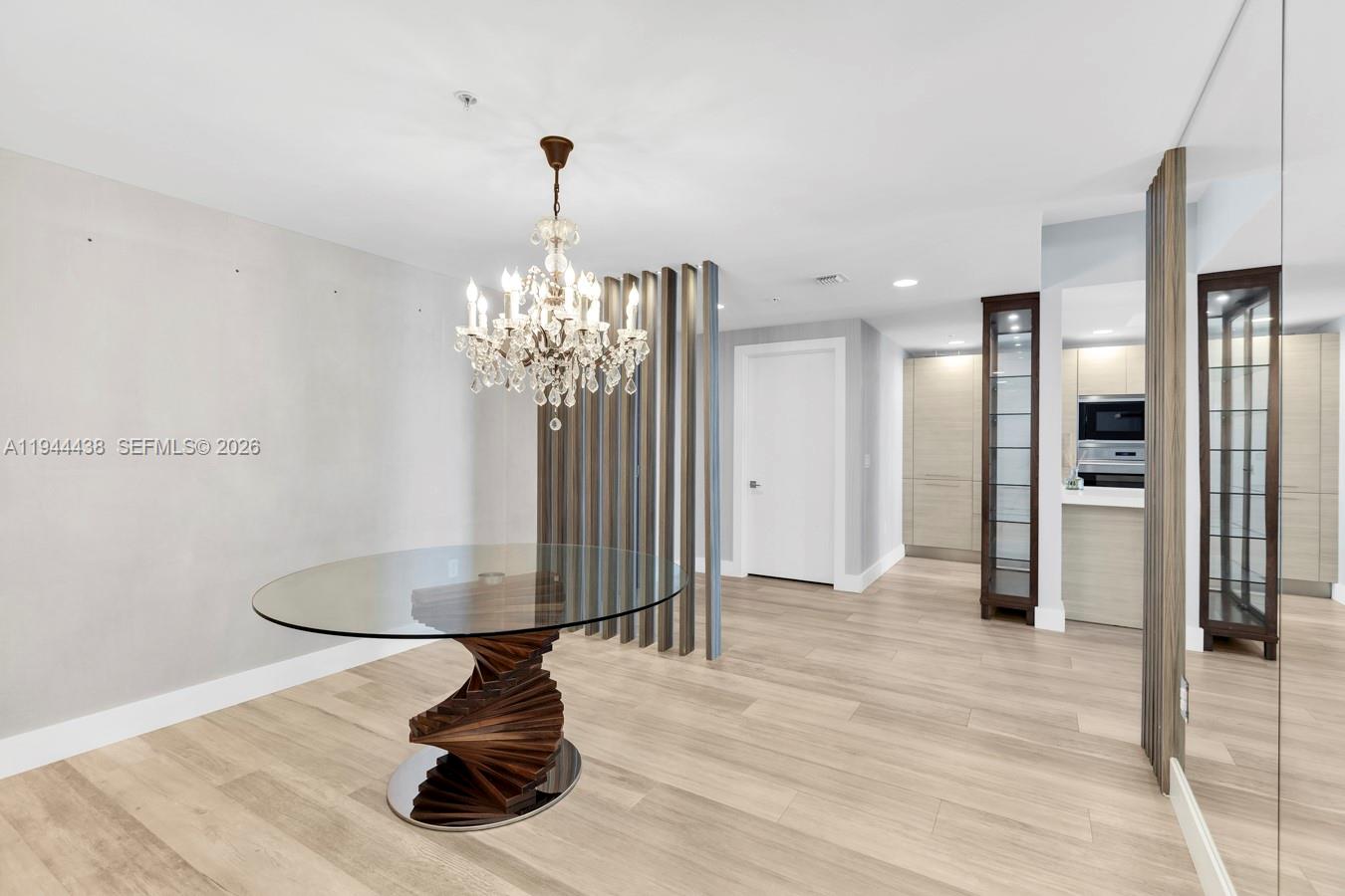 17301 Biscayne Blvd # 1106