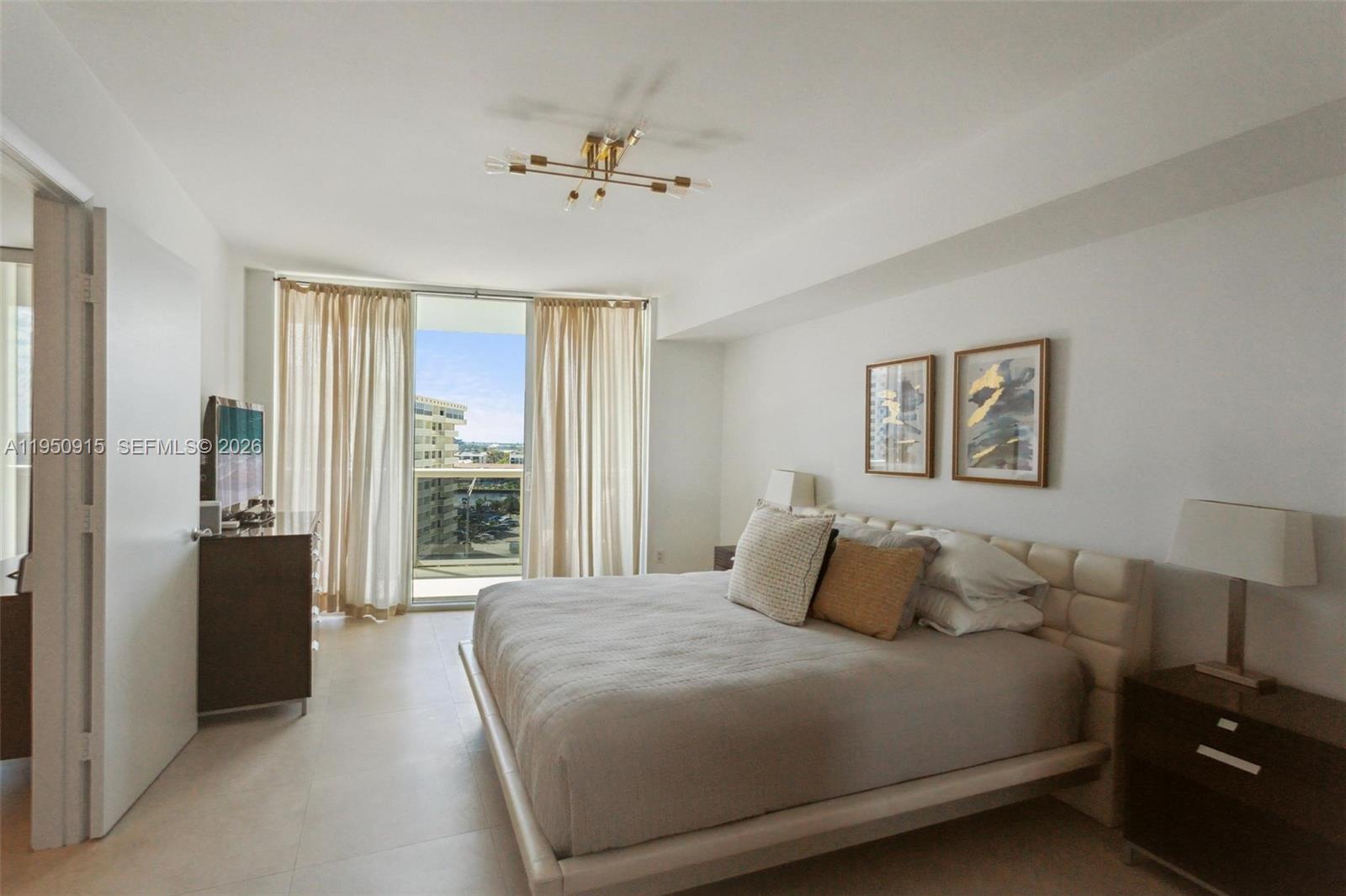 1800 S OCEAN DR # 809