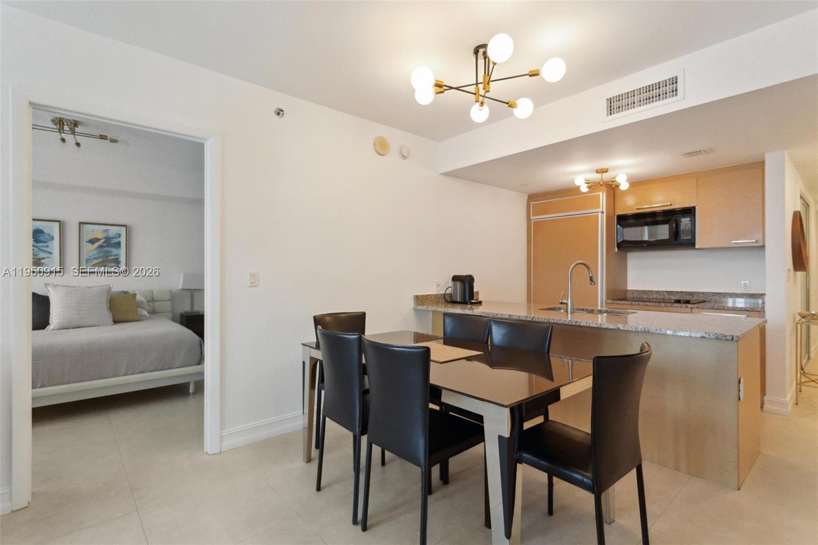1800 S OCEAN DR # 809