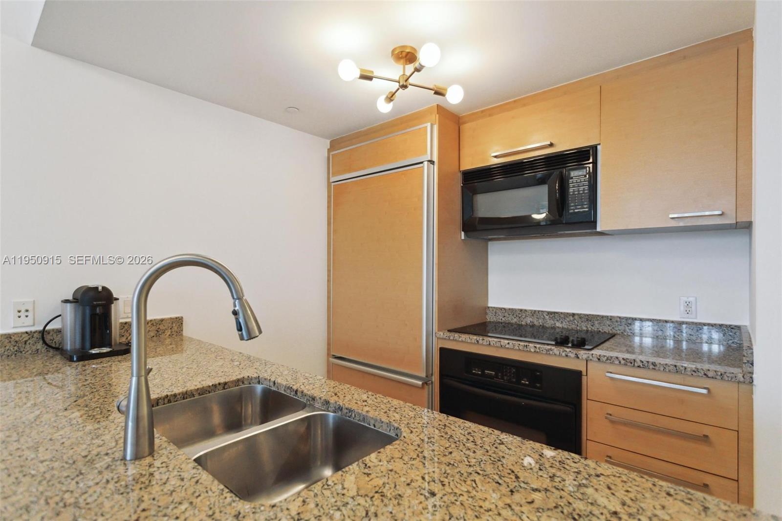 1800 S OCEAN DR # 809