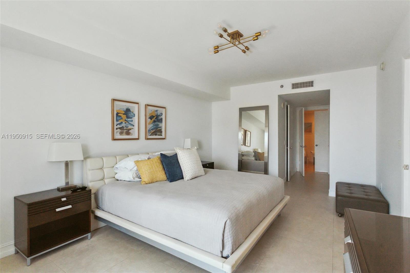 1800 S OCEAN DR # 809