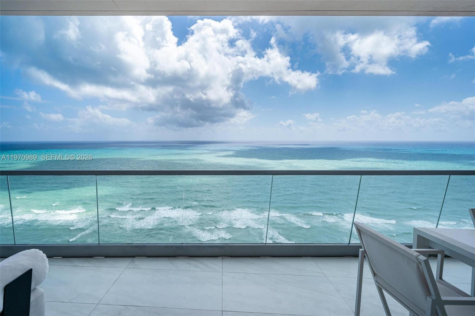 18501 Collins Ave # 2003