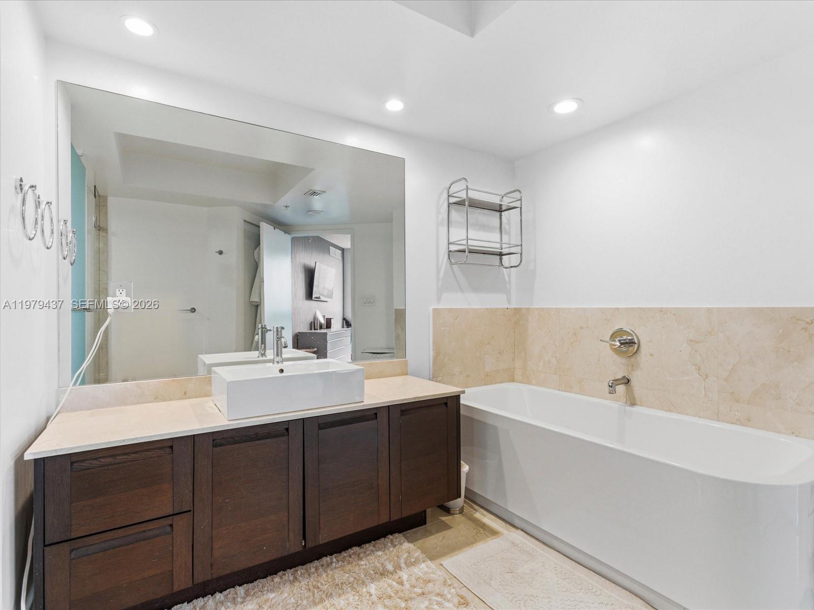 200 Sunny Isles Blvd # 702 Unit: 2-702