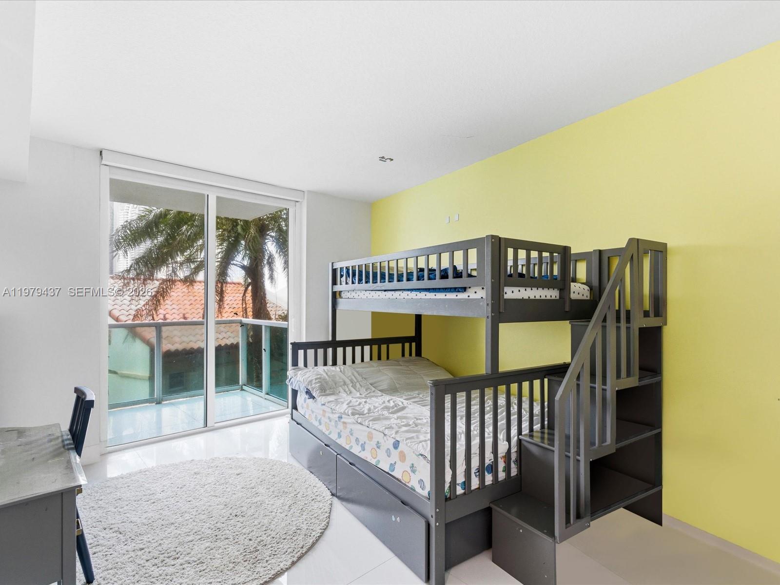 200 Sunny Isles Blvd # 702 Unit: 2-702