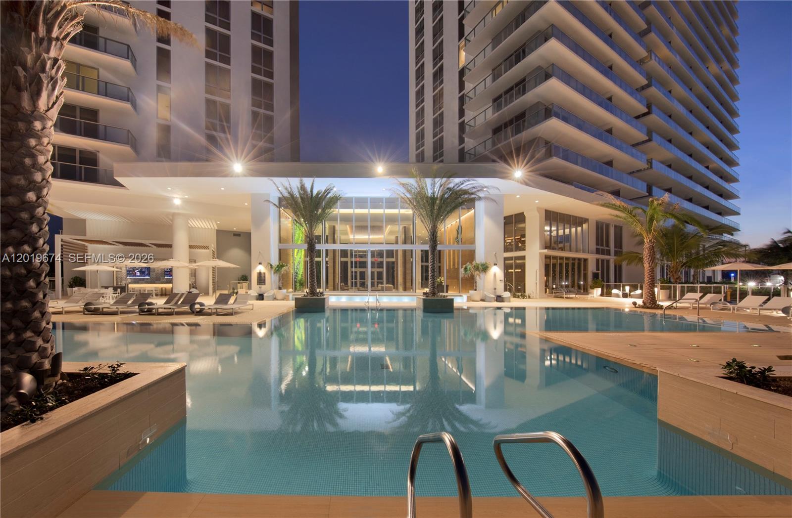 16385 Biscayne Blvd # 3103