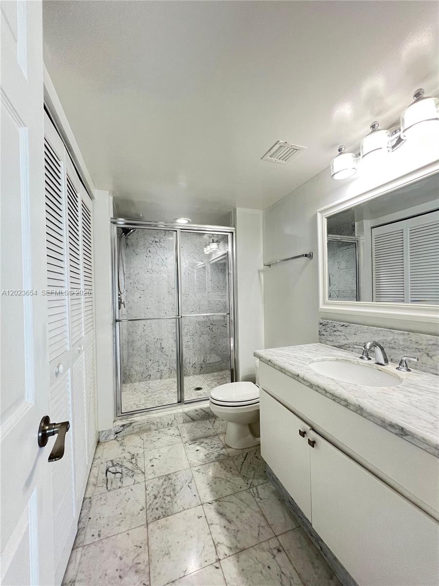16400 Collins Ave # 1242