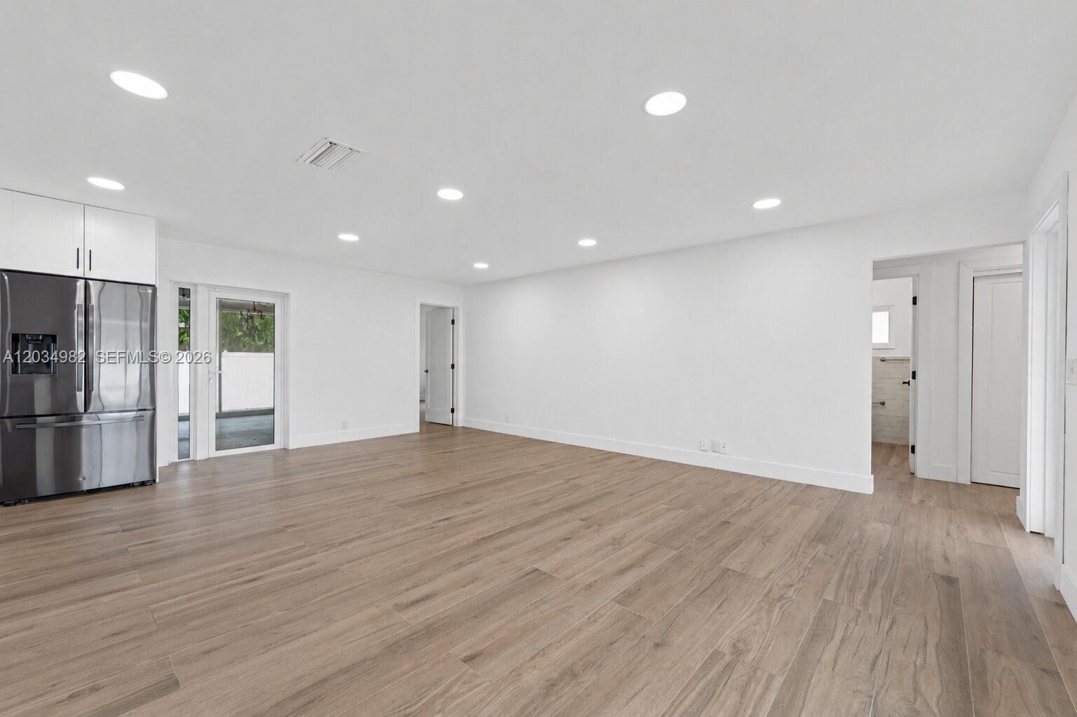 8951 NW 21st St