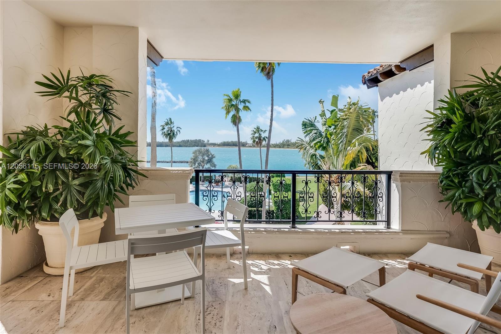 2133 Fisher Island Dr # 2133
