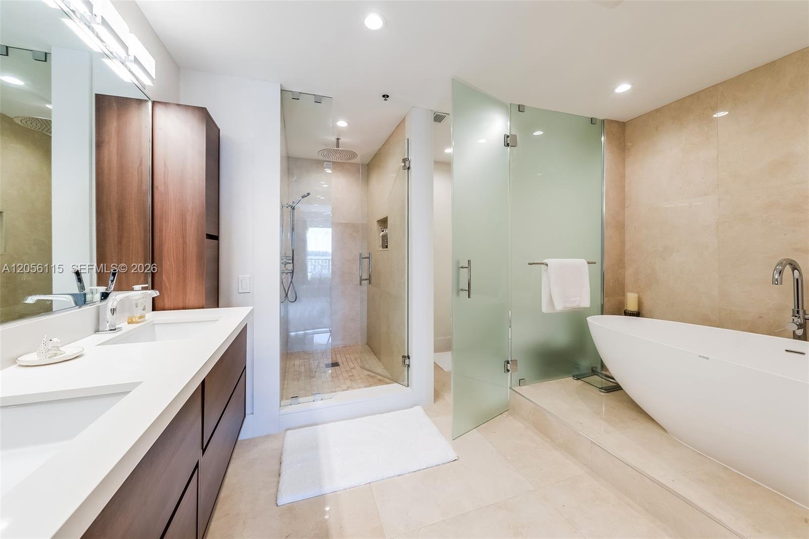 2133 Fisher Island Dr # 2133