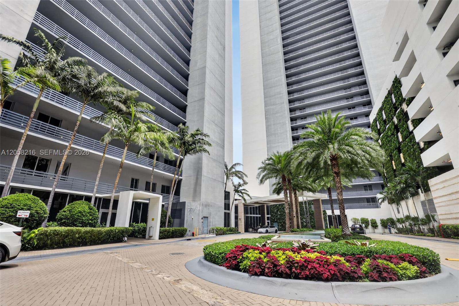16385 Biscayne Blvd # 1215