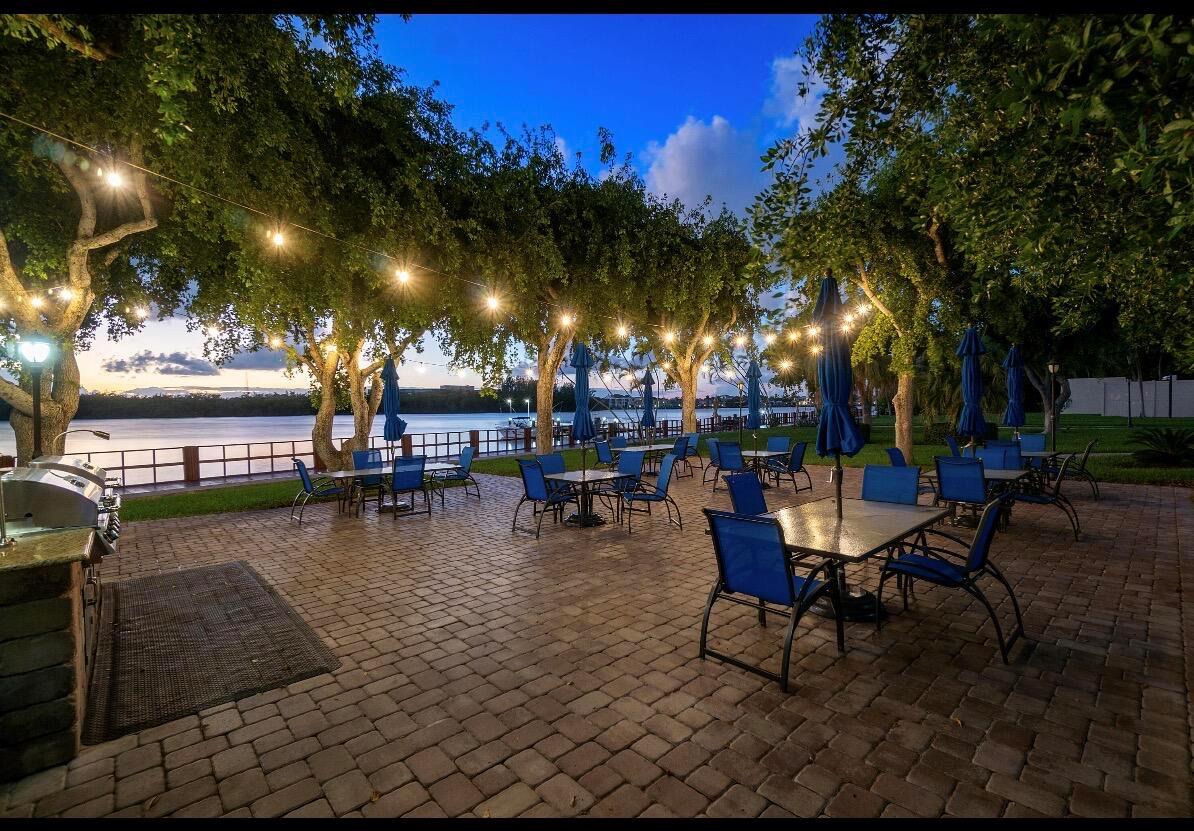 2121 N Ocean Boulevard # 201w