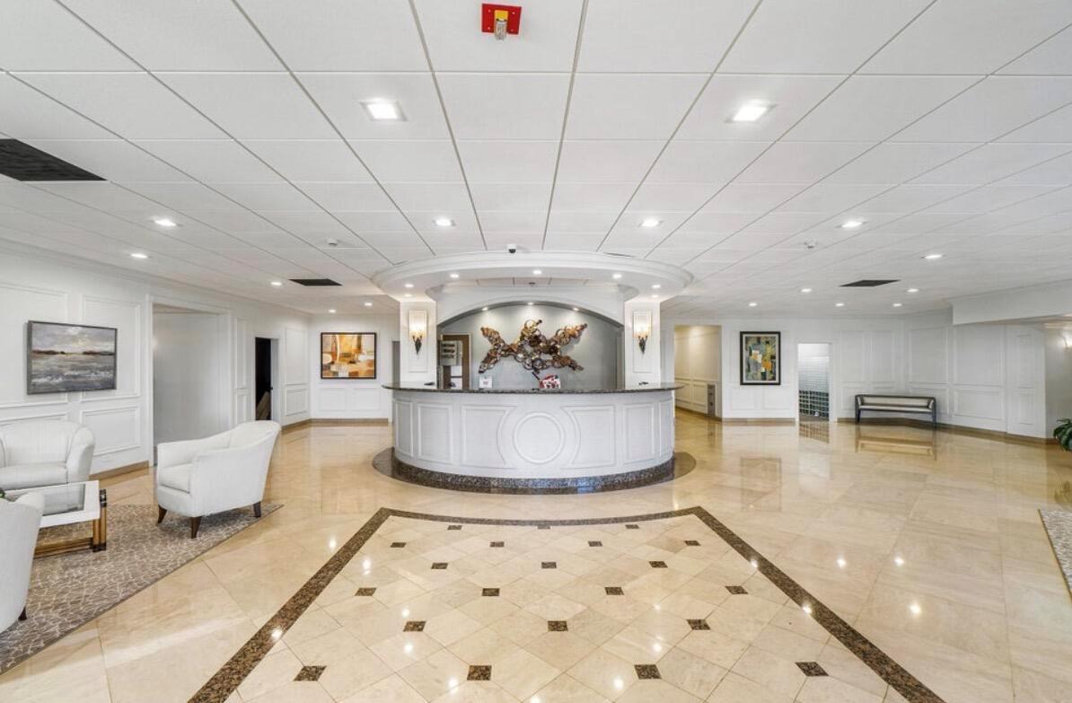 2121 N Ocean Boulevard # 201w