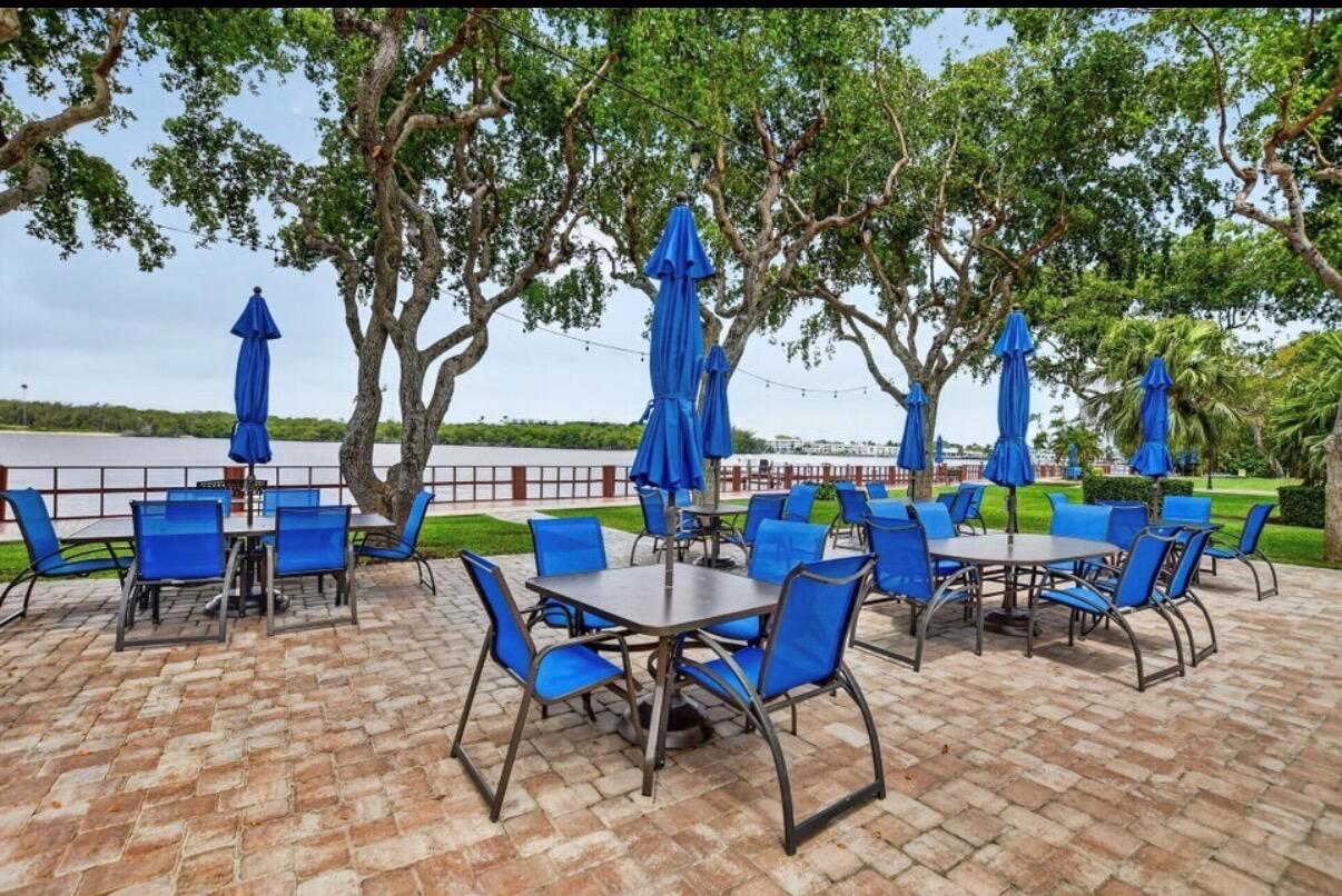 2121 N Ocean Boulevard # 201w