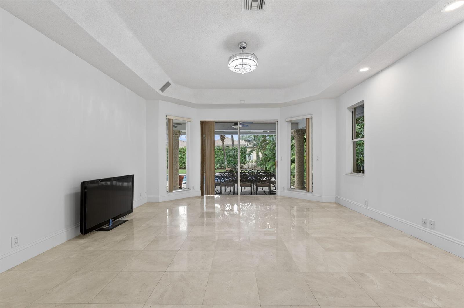 3271 Harrington Drive