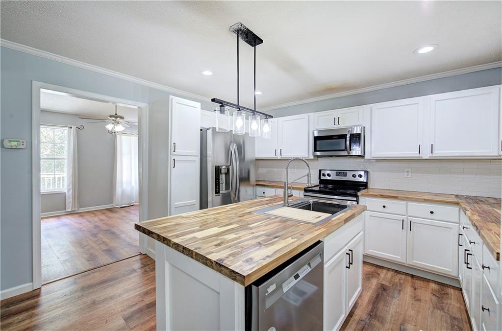 170 Manning Mill Road NW