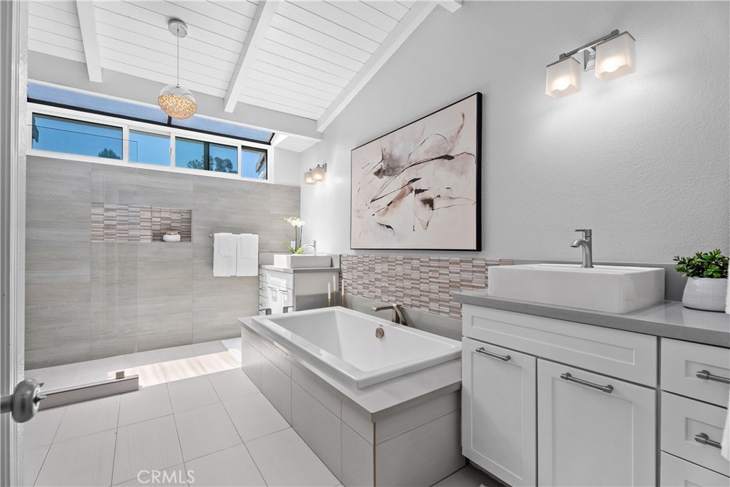 948 Malibu Canyon
