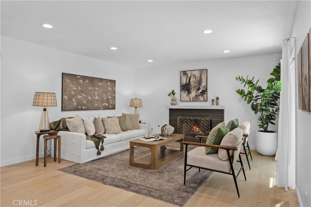 948 Malibu Canyon