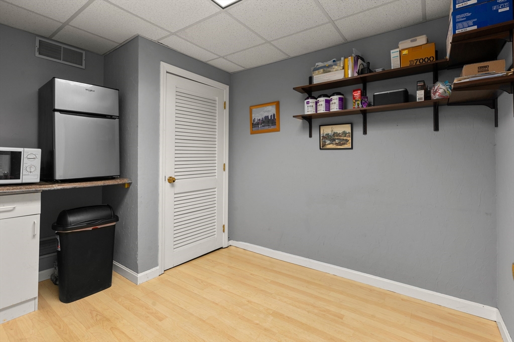 1445 Main St Unit: 17/18