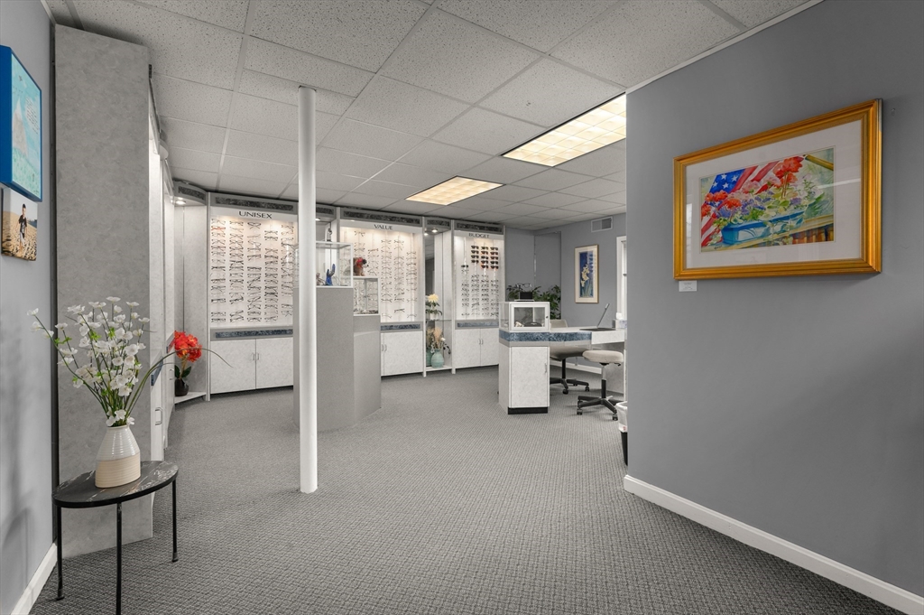 1445 Main St Unit: 17/18
