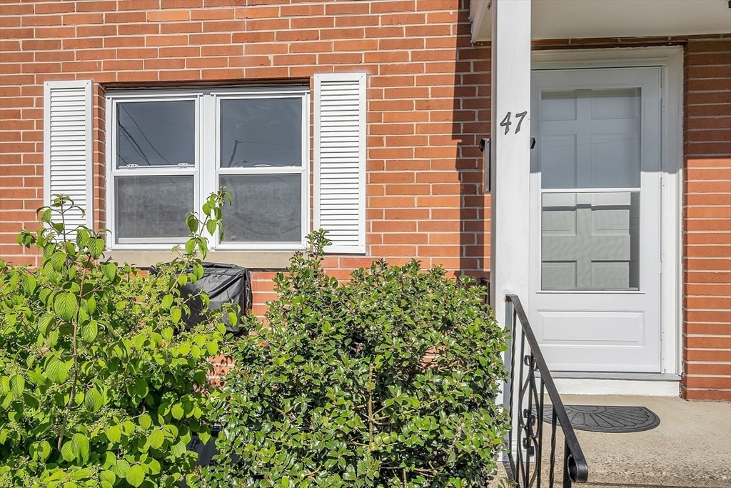 47 Village Green Dr. # 47