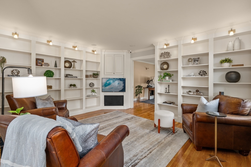 21 Bishops Way