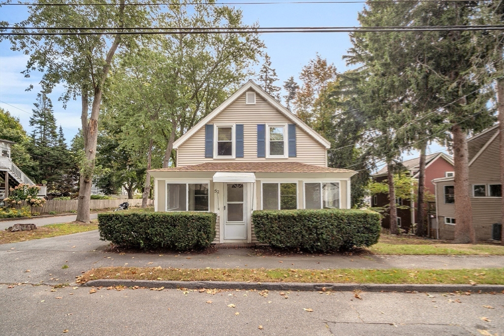 52 Winthrop Avenue