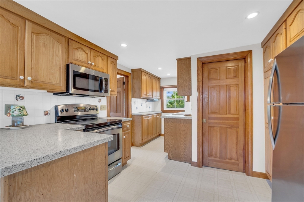 52 Winthrop Avenue