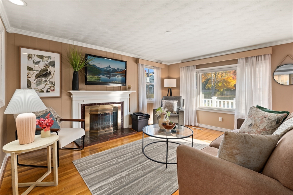 8 Orchard Drive