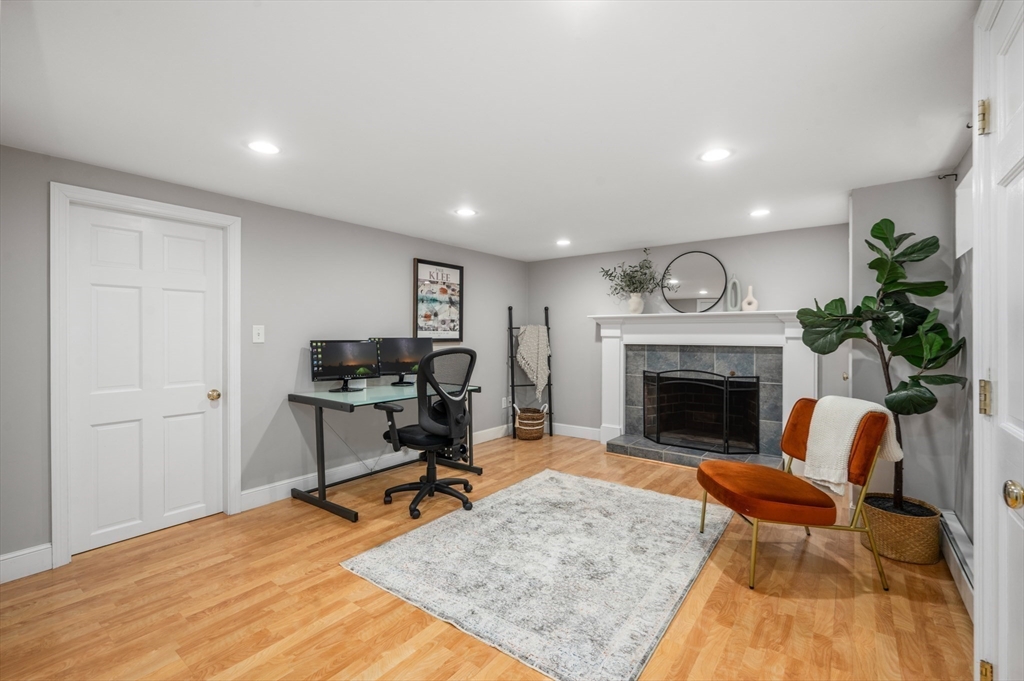 6 Angel Road