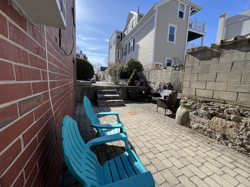 20 Lovett St # 3