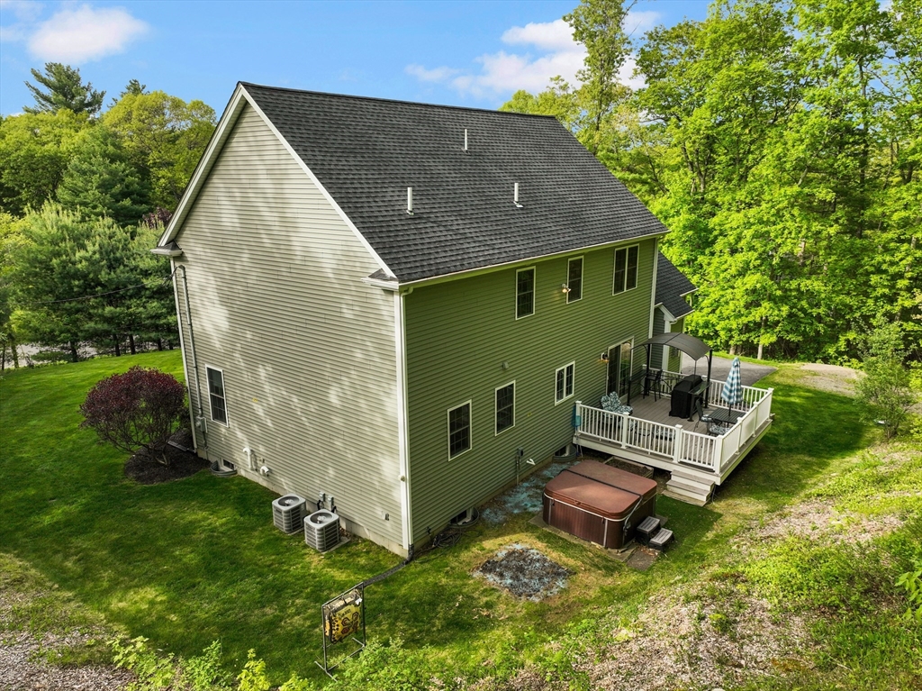 105 Louise Dr
