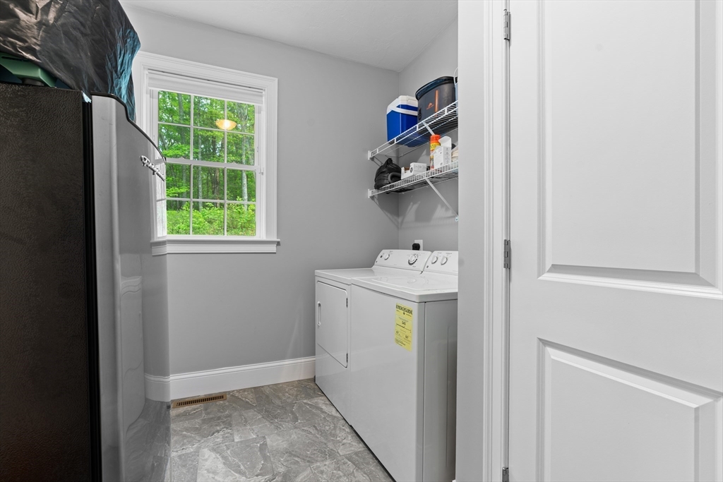 105 Louise Dr