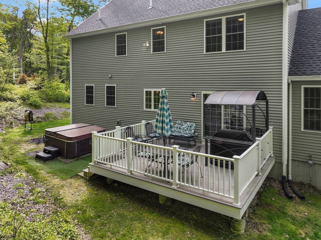 105 Louise Dr